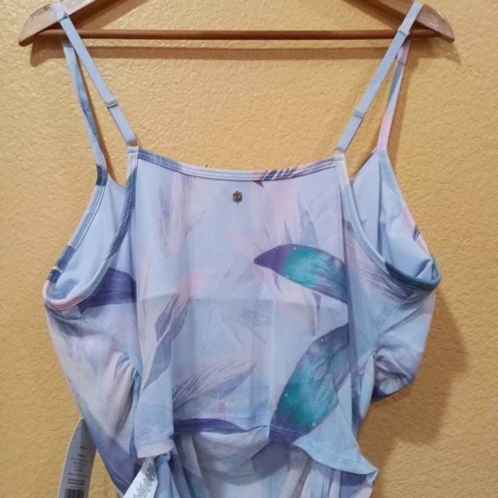 Fabletics Crop Top - image 8